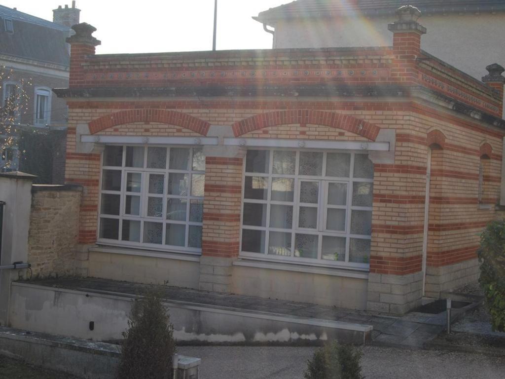 Gite La Tour Boileau Troyes Exterior photo